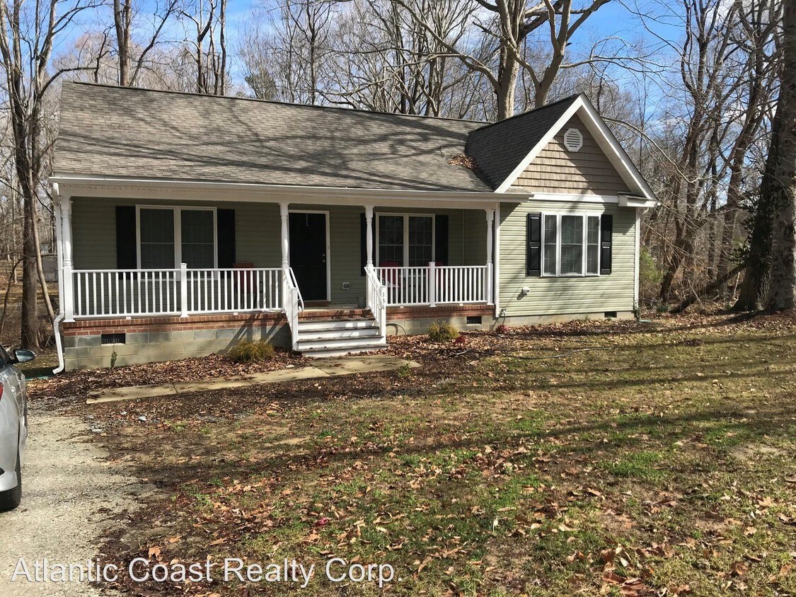 Primary Photo - 3 br, 2 bath House - 134 Marstons Lane