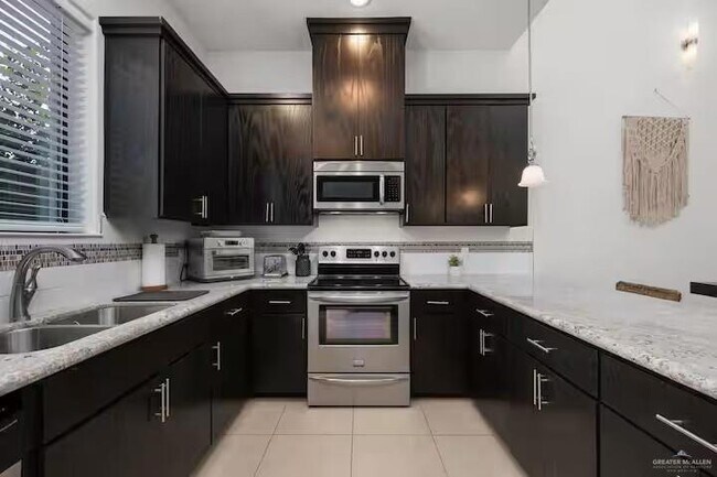 Foto del edificio - 809 S 5th St