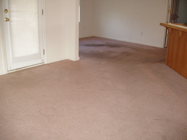 Building Photo - Great Townhome!