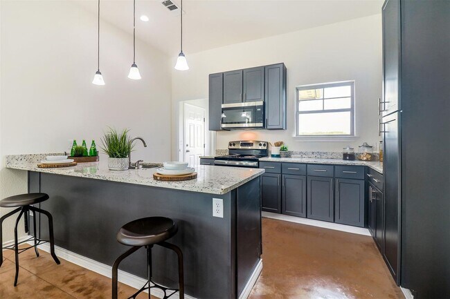 Foto del edificio - Charming 3-Bedroom Townhome near Lake Tawakoni!