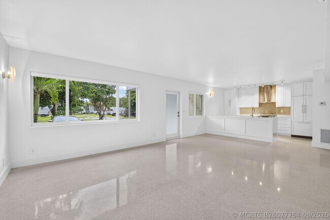 Foto del edificio - 3216 Colony Club Rd