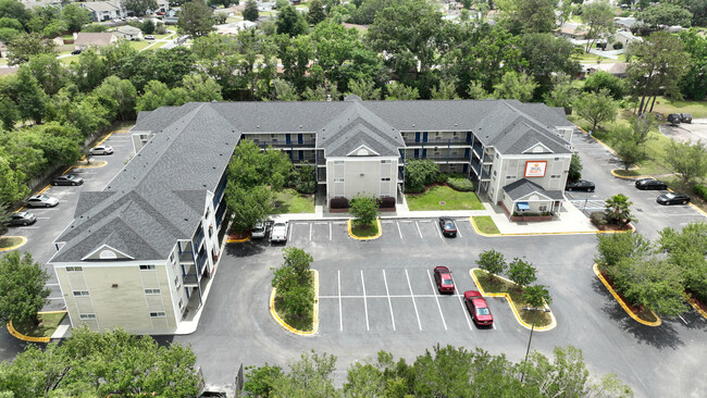 Building Photo - Siegel Select Jacksonville/Orange Park