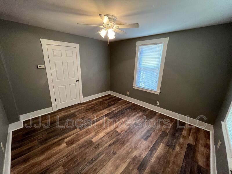Foto principal - 1125 Lincoln Ave