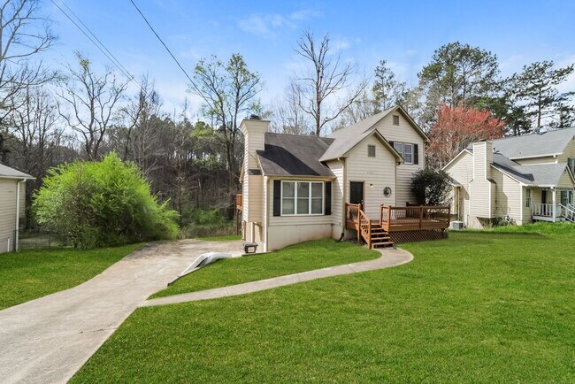 Building Photo - 3106 Calumet Cir NW