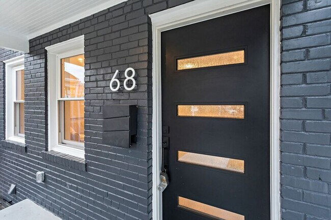 Photo - 68 Farragut Pl NW House