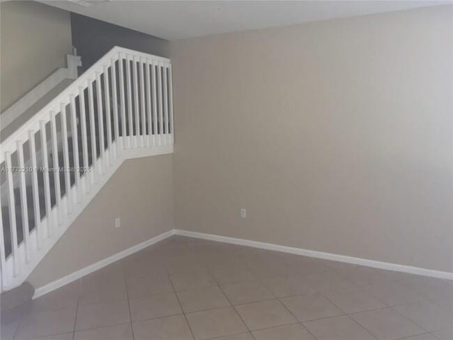 Building Photo - 3 bedroom in Miami Gardens FL 33169