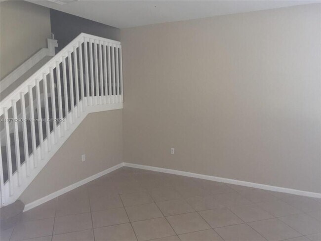 Foto del edificio - 3 bedroom in Miami Gardens FL 33169