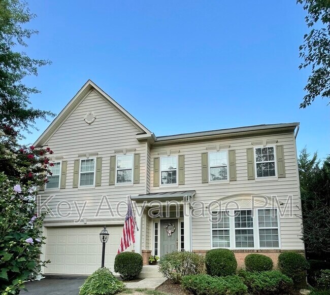 Building Photo - 4207 Talon Dr