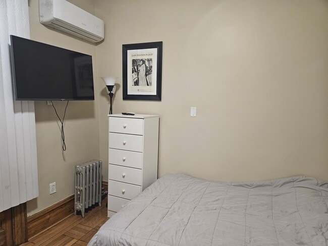 Foto del edificio - 939 E 156th St