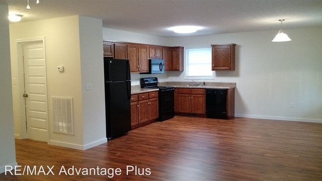 Building Photo - 3 br, 2 bath House - 1705 High Street