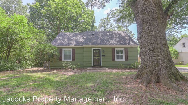 Building Photo - 4 br, 2.5 bath House - 1020 W Main