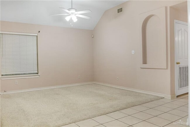 Foto del edificio - 2212 Lilly Cove Dr