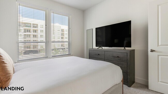 Foto del edificio - 1734 N Loop 1604 W