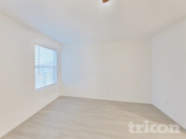 Foto del edificio - 12911 Hyssop Mdw