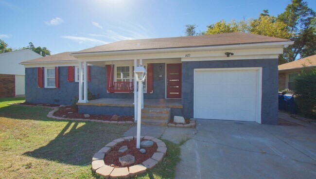 Building Photo - 1422 Downing St