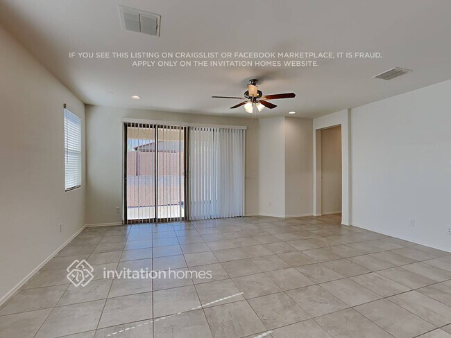 Foto del edificio - 18158 W Fulton St