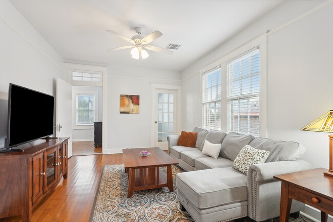 Photo - 2211 Broadway St House