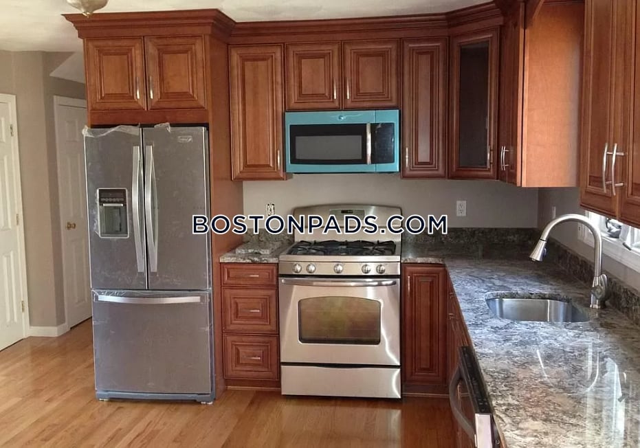 1081 Main St. Room for Rent in Walpole, MA