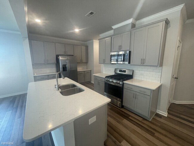 Foto del edificio - 3 br, 2.5 bath House - 1115 Wishing Well Ln