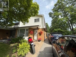 Building Photo - 3346 Chokecherry Crescent