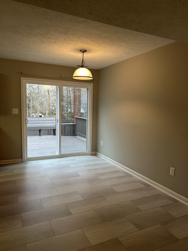 Building Photo - 46891 Bryan Rd