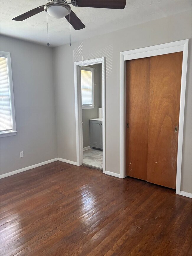 Foto del edificio - McCrory