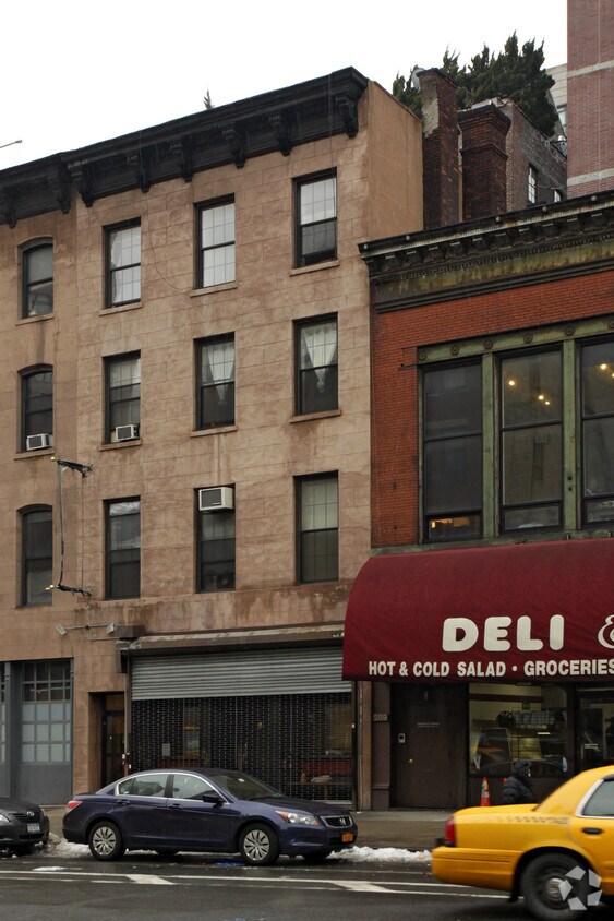 Primary Photo - 287 Hudson St