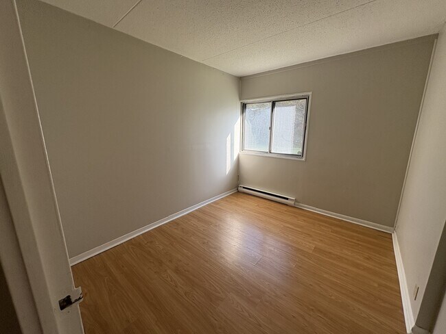 Photo du bâtiment - 155 Mystery Lake Dr