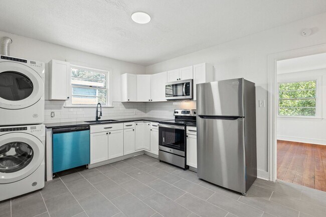 Foto del edificio - 209 N Spring St