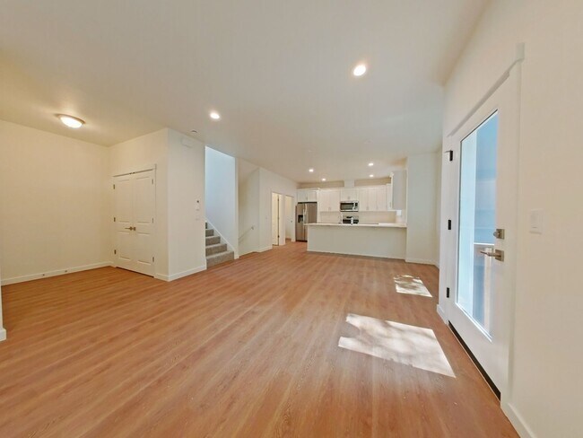 Foto del edificio - Sylvan Street Duplex