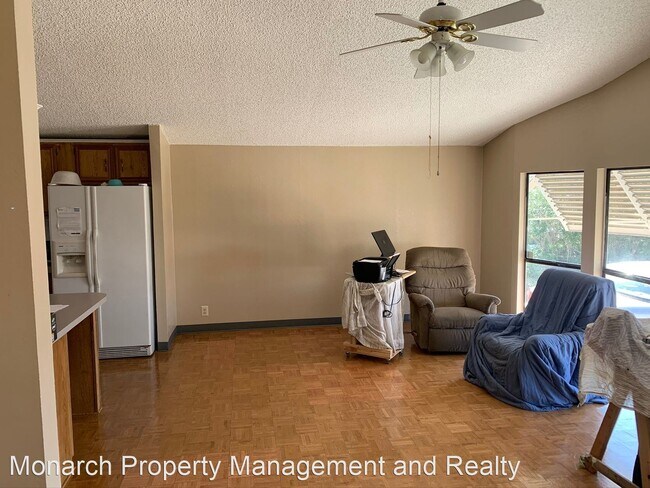 Foto del edificio - 3 br, 2 bath House - 6404 Bamboo Pl
