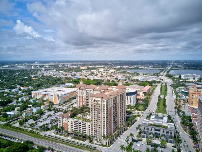 Building Photo - 550 Okeechobee Blvd