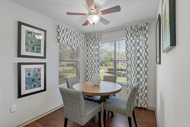 01-114-2 (TAdams@pacapts.com) - The Terraces at Lake Mary