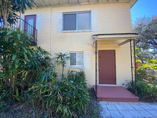 Foto del edificio - Convenient 1-Bedroom Apartment in the Heart of Orlando's Milk District Ready for You!!!