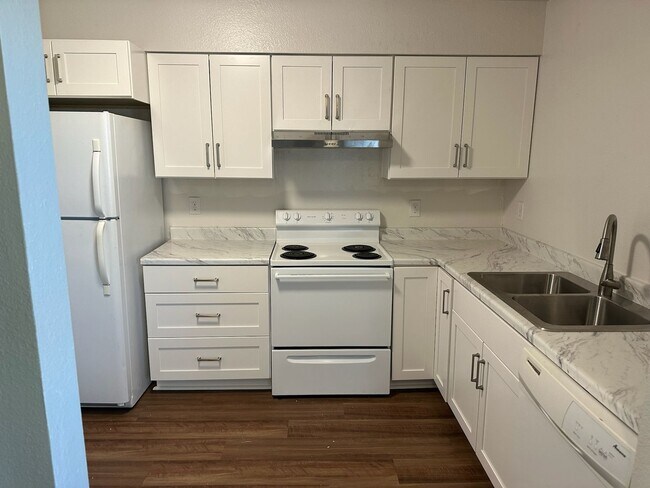 Foto del edificio - 305 Geraldine Rd SE