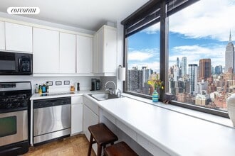 Building Photo - 630 1st Ave