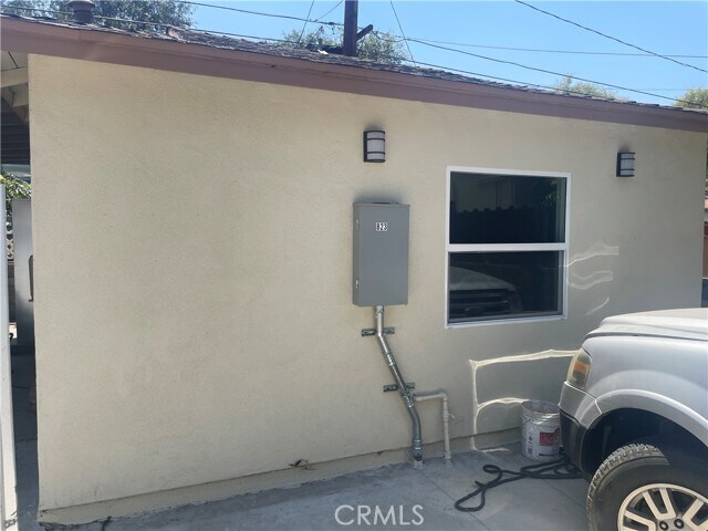 Foto del edificio - 823 Courtland Dr W