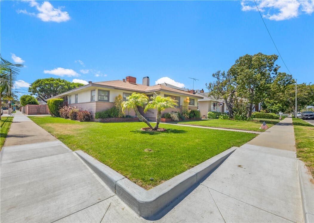 1701 Park St, Huntington Beach, CA 92648 House Rental in Huntington