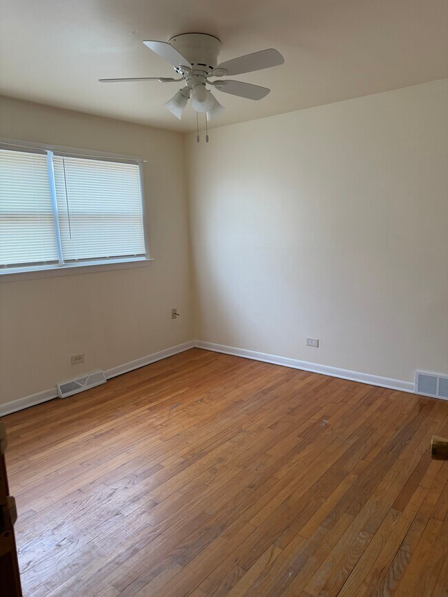 Foto del edificio - 266 Madison Ave