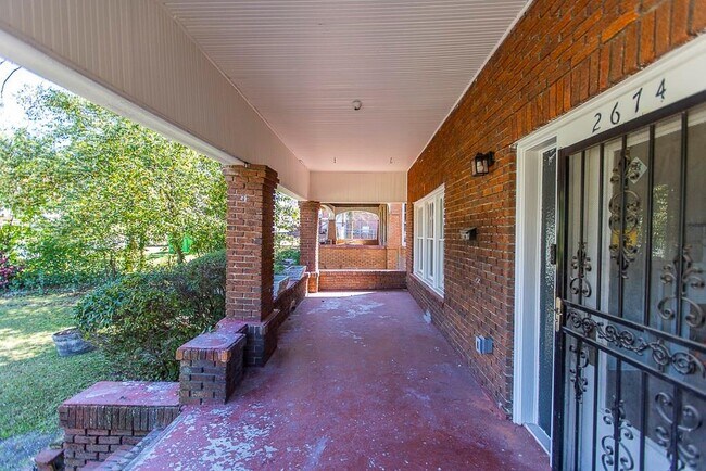 Foto del edificio - 2674 Napier Ave