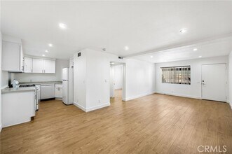 Building Photo - 1119 Linden Ave