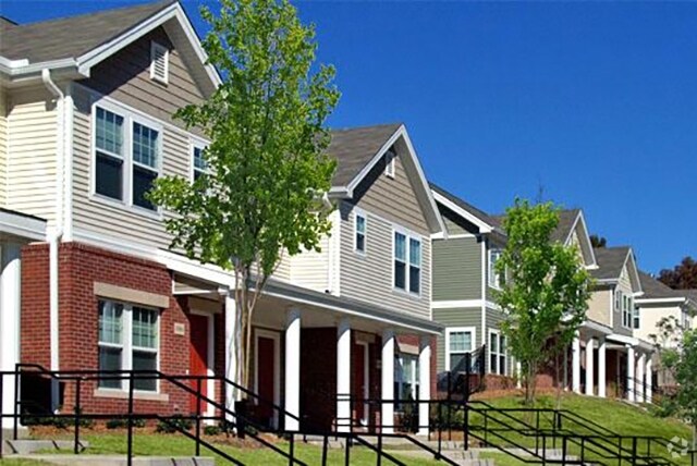 Metropolitan Village and Cumberland Manor ... Apartments - Little Rock ...