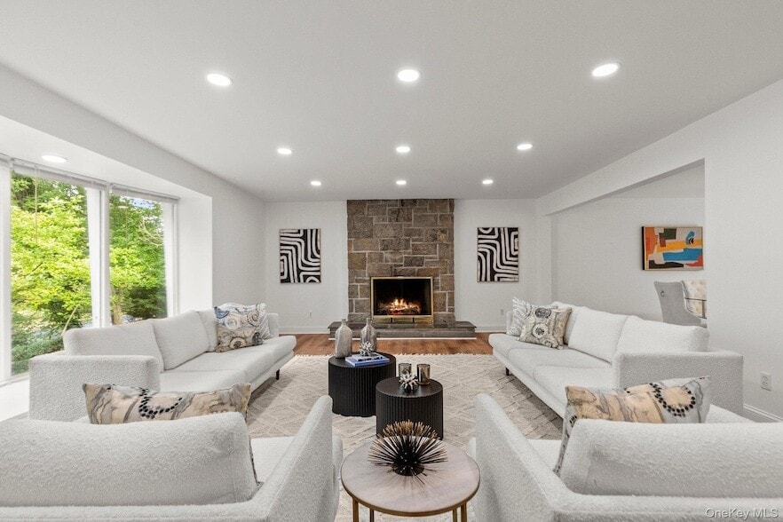 Photo - 1341 Pelhamdale Avenue Unit