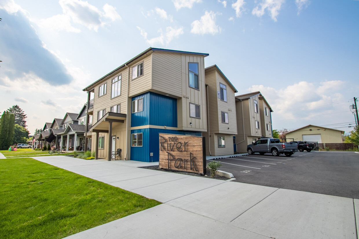 River Park & River Trail - 705 E 2nd Post Falls, ID - Apartments for ...