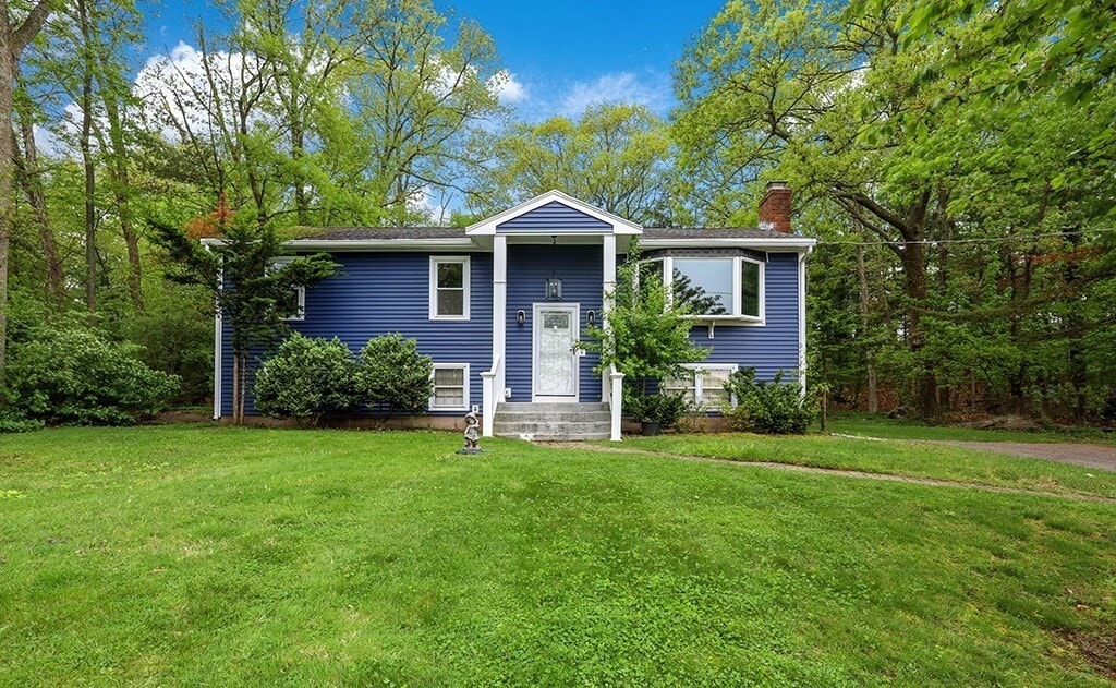 Primary Photo - 72 Westfield Dr