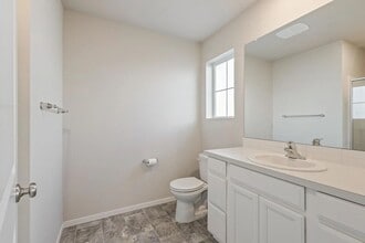 Building Photo - 1226 NW Upas Pl