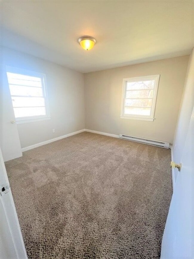 Foto del edificio - 3704 Yanceyville St