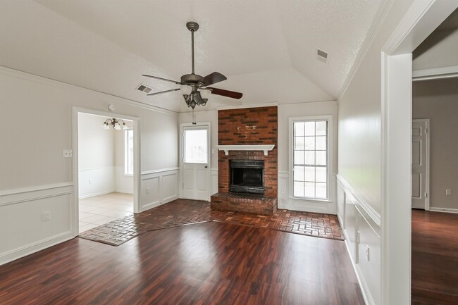 Building Photo - 6567 W Crystal Oak Cove