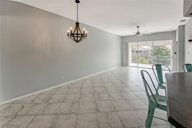 Foto del edificio - 6812 Satinleaf Rd S