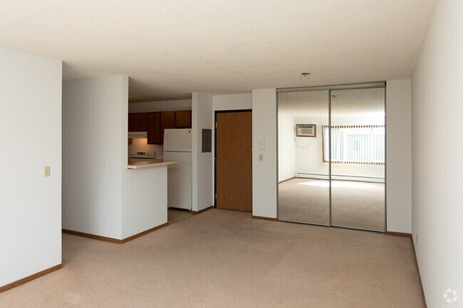 2HAB, 1BA - 847 ft² - Surrey Gardens Apartments